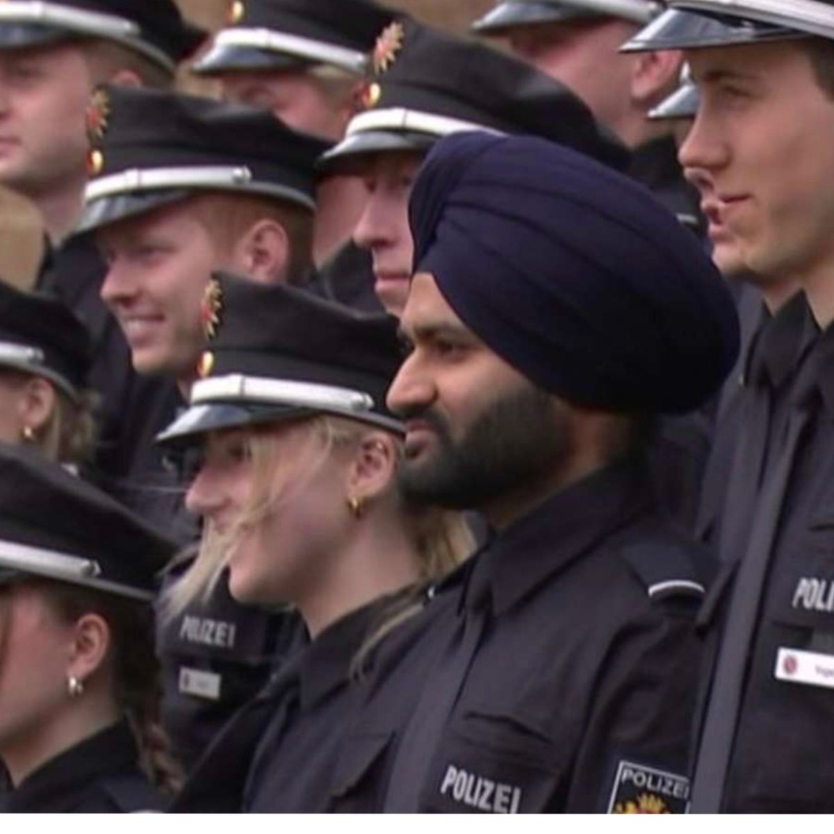 DerAntiGrün tweet media