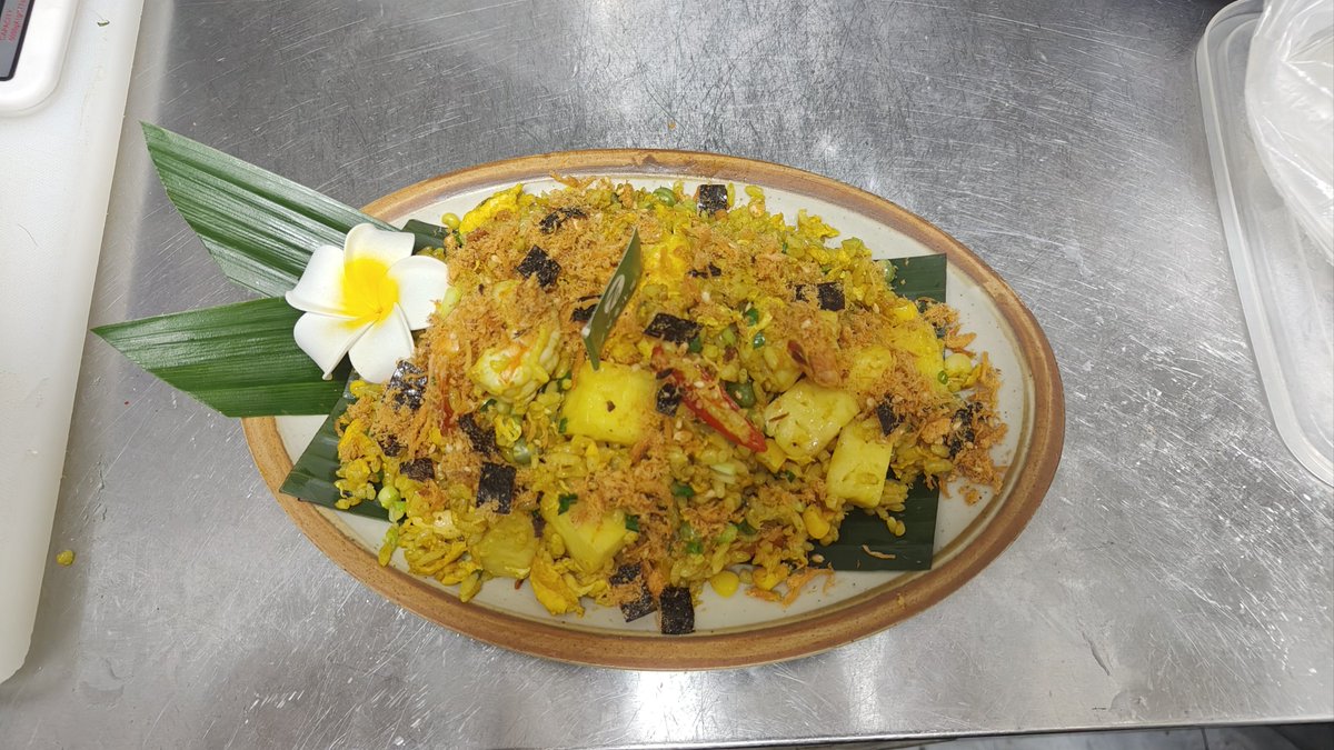 Shark Office tweet media