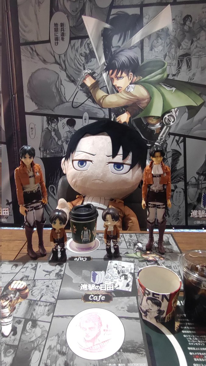 進撃カフェきたー！！