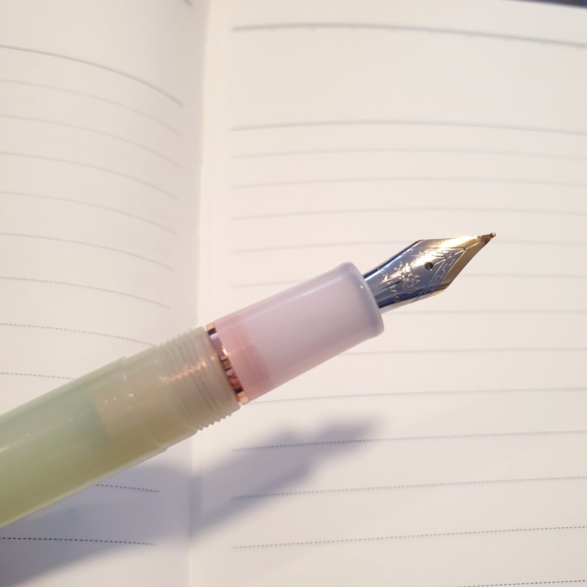 은쪽이 tweet media