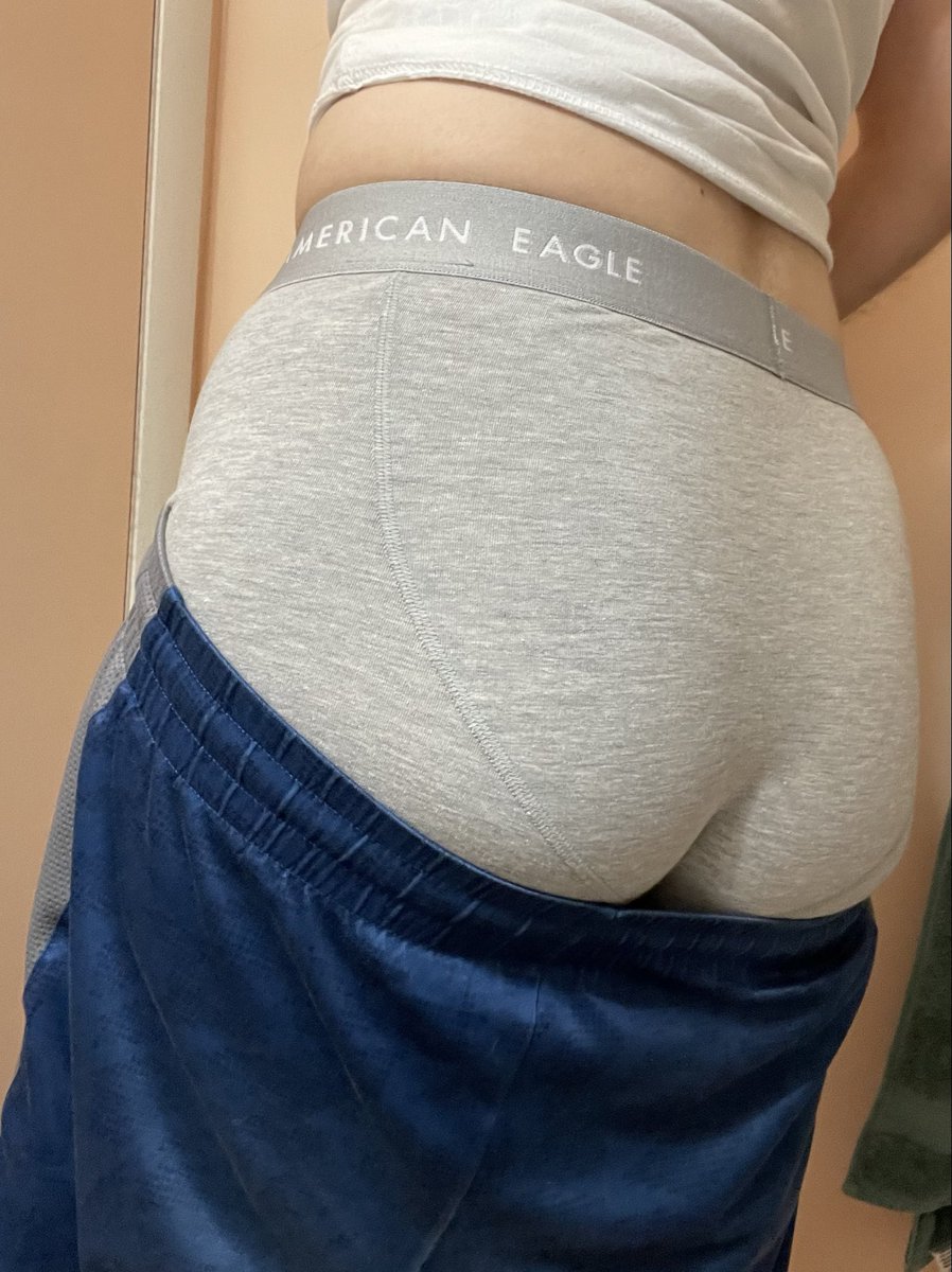 bas_w123 tweet media