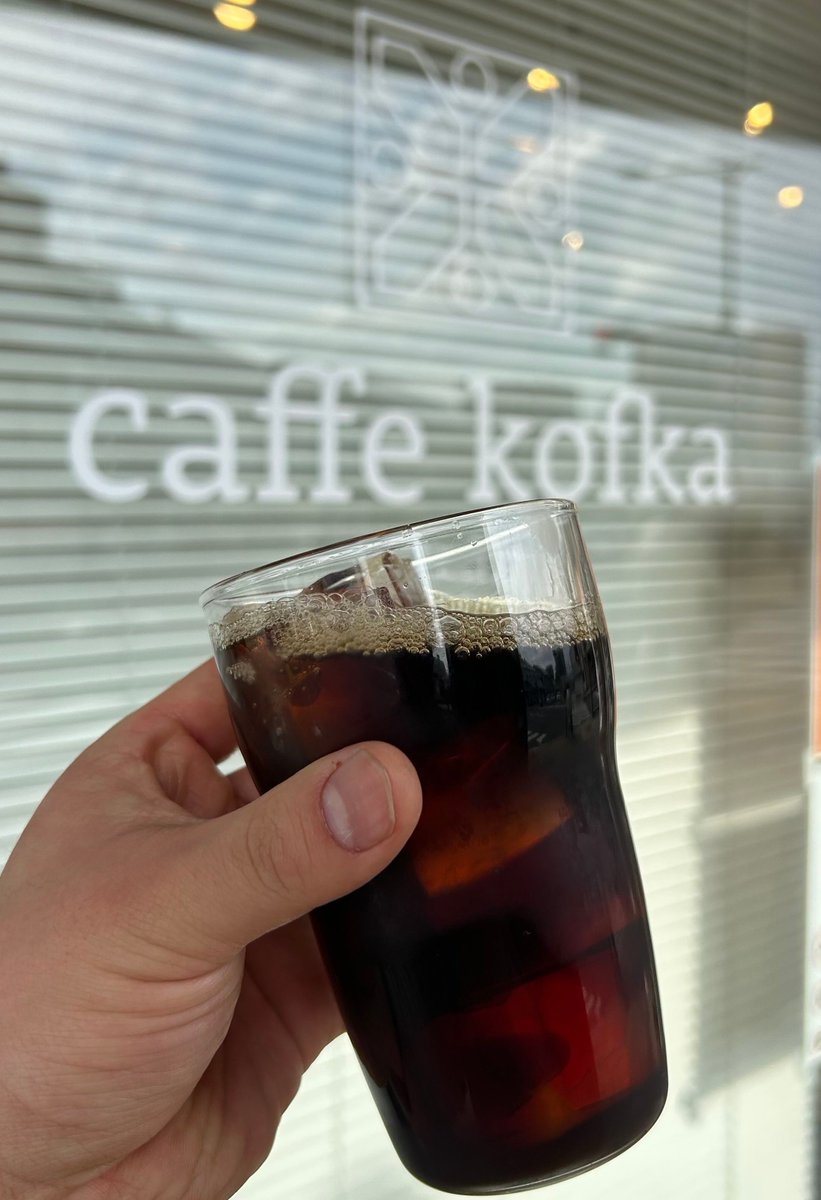 caffe_kofka's tweet photo. 🌸春の気配 in 富士宮🌸
桜も咲き始めました😊

カフェコフカ名物
水出しアイスコーヒー、スタート☕✨

すっきりした後味で
散策のお供にぴったりです🚶‍♂️

ぜひお試しください😁 https://t.co/9GG3q1bXAO