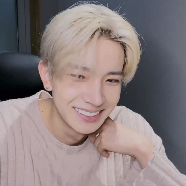 evan bagja. tweet media