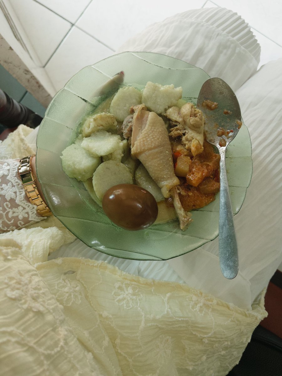 paw ⋆˚𝜗𝜚˚⋆ tweet media