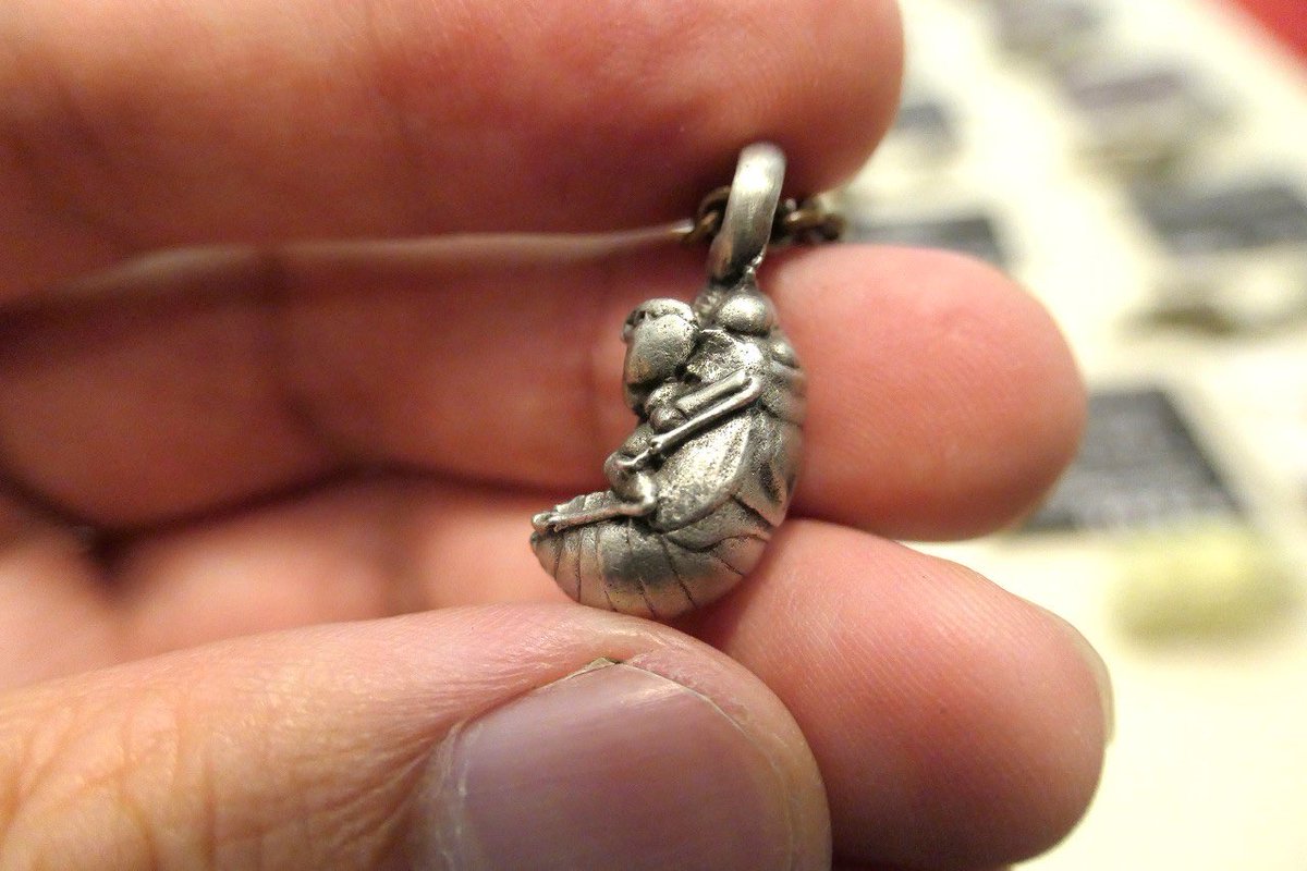 planevia tweet media