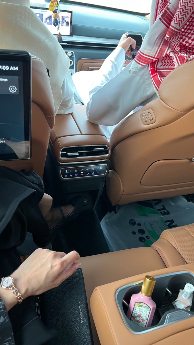 سكينه .. tweet media