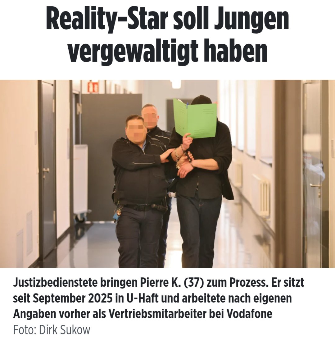 HeiLender™ tweet media