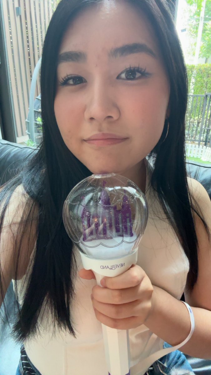 fleur is seeing i-dle RIGHT NOW tweet media