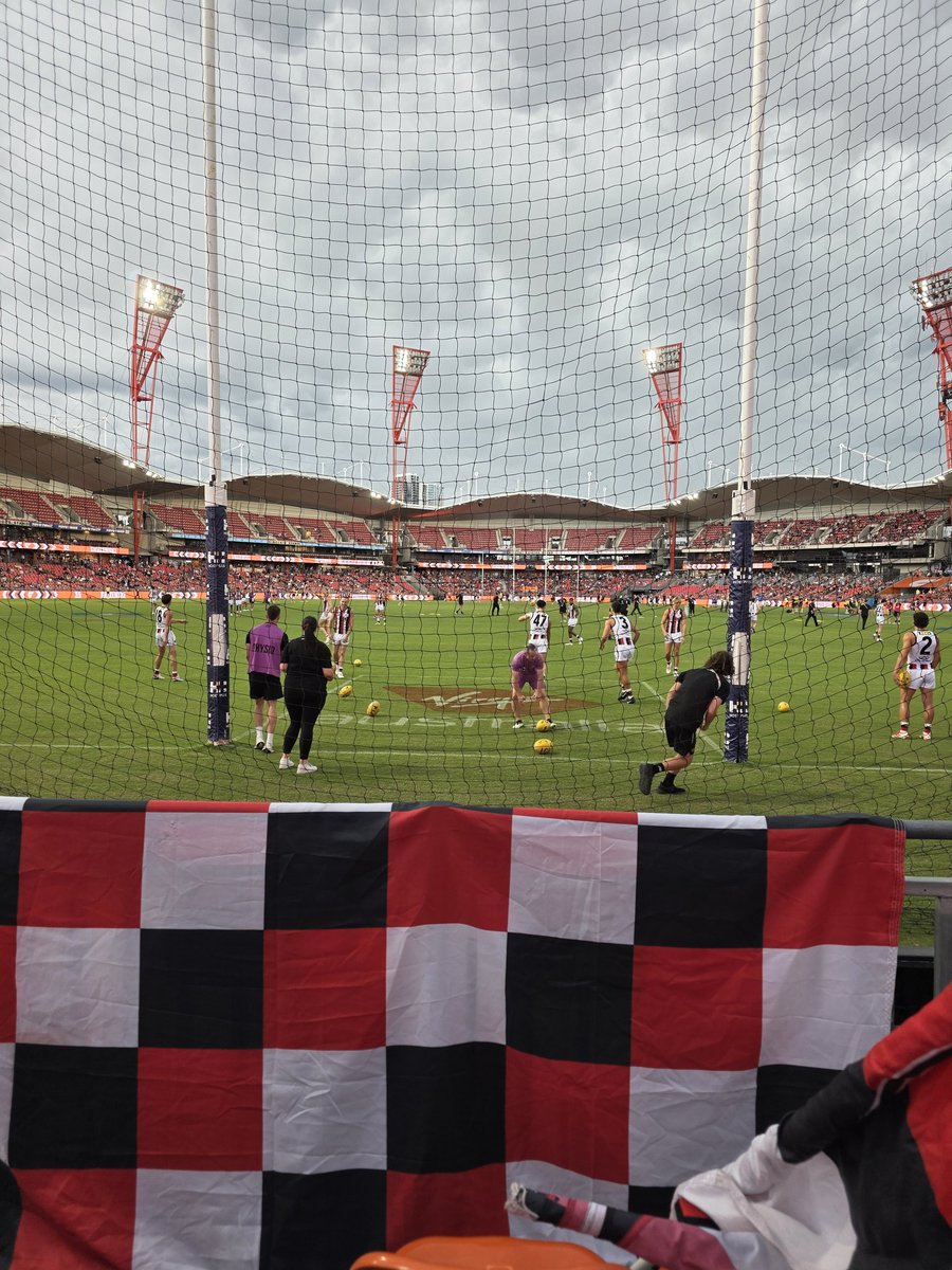 Shae 🔴⚪⚫ tweet media