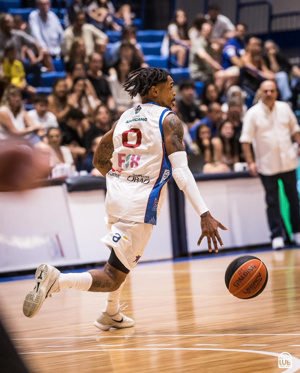 CORTINA DIRECTA 🇺🇾🏀 tweet media