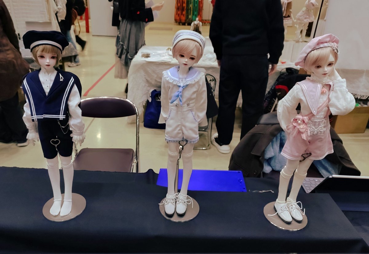 会場いられたの体感一瞬だったけど楽しかったです😊
色々助けていただいてばかりですみませんでした💦みなさん優しすぎる😭🙏
よその子可愛かったなあ…
生かいくんも拝めて眼福でした