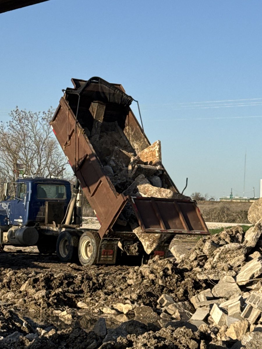 SofaKingMaga! tweet media