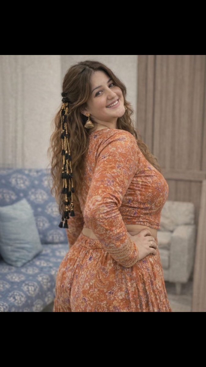 Queen 🌸 tweet media