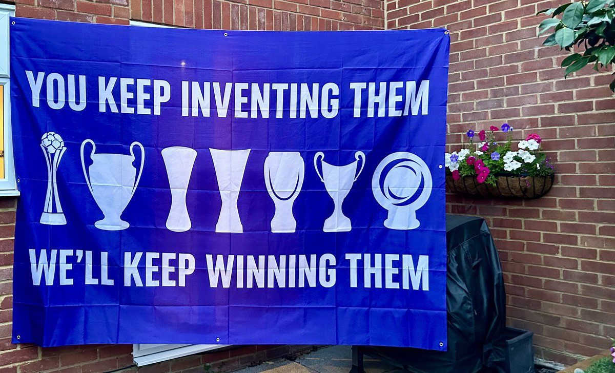 (CFC) OBEY tweet media