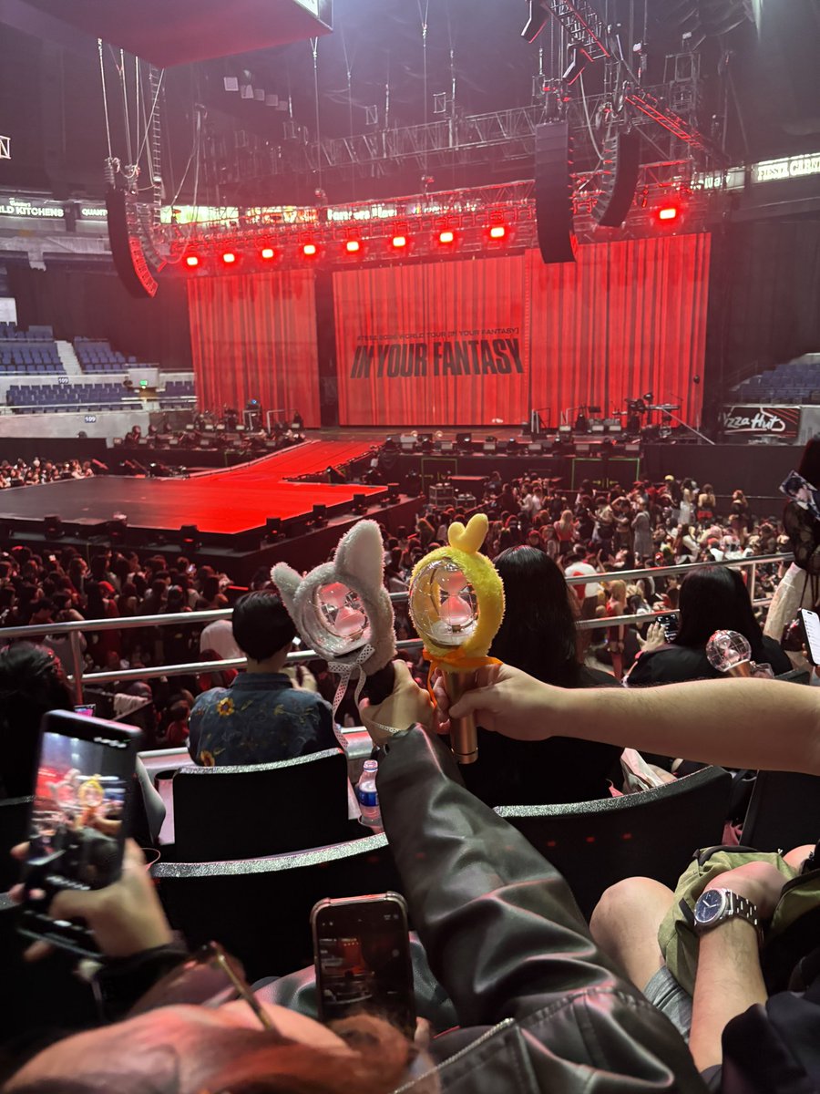 mingicuddles's tweet photo. 20260314 ateez in your fantasy manila: a thread https://t.co/lBwixcrLBe