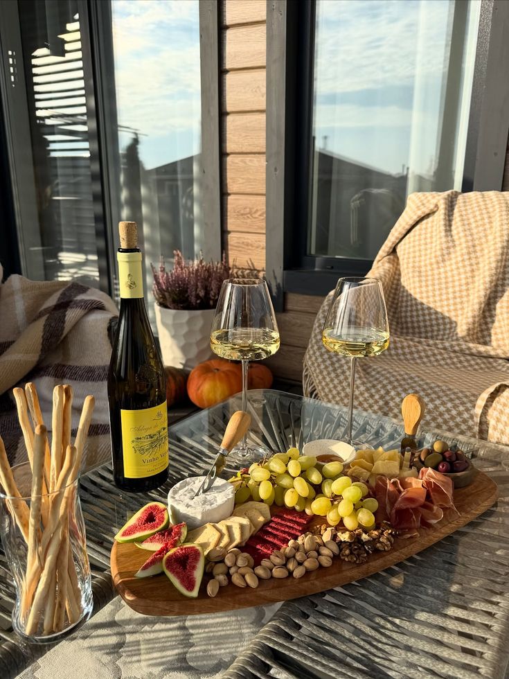 Destination Diaries tweet media