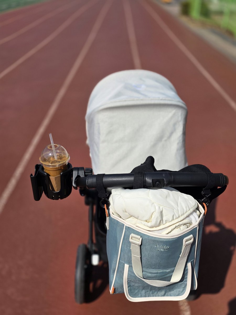 하얀신발 tweet media