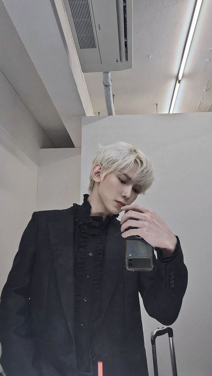 강헷상 tweet media