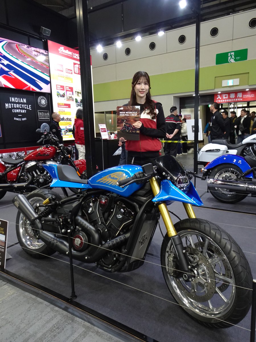 こちらは大阪モーターサイクルショー限定で公開されている「101
