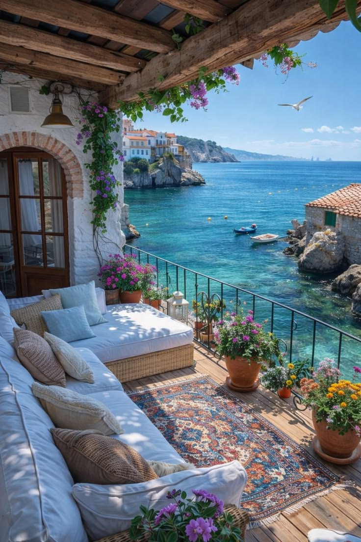 Pantious Bianca tweet media