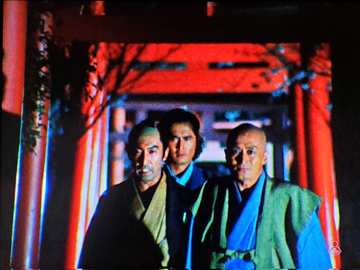 とりあえず必殺シリーズ全シリーズのDVDを収納するスペースを確保したいでありんす。