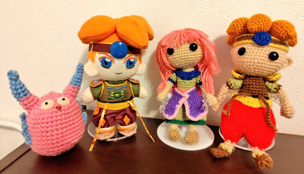 yamabass's tweet photo. 絵はかけないけれど針でなら！という弱火系いにしえのゲームが好きなひと
最近はあみぐるみだけじゃなくぬいぐるみも少し作ってみたり https://t.co/HDAA0aqRFL