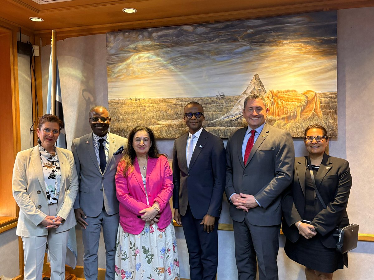 Canada in Zimbabwe tweet media