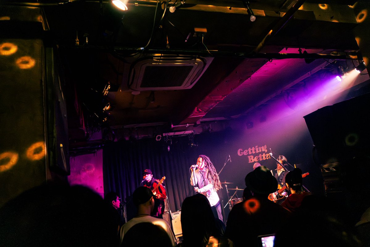 Black Leech tweet media