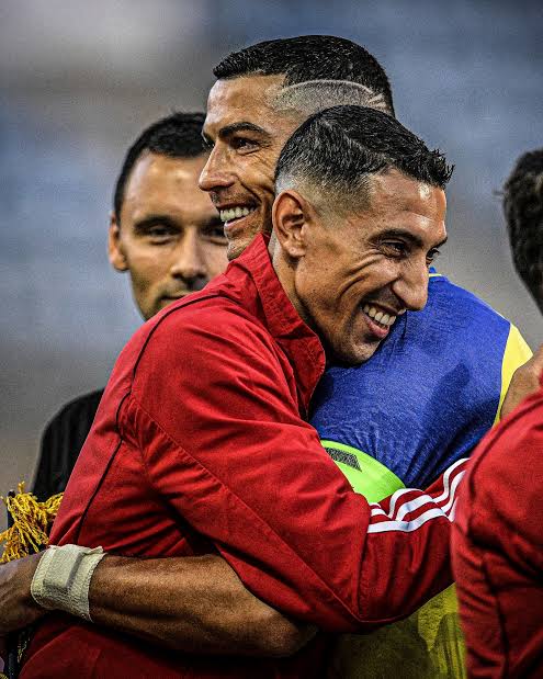 AUPSEVEN tweet media