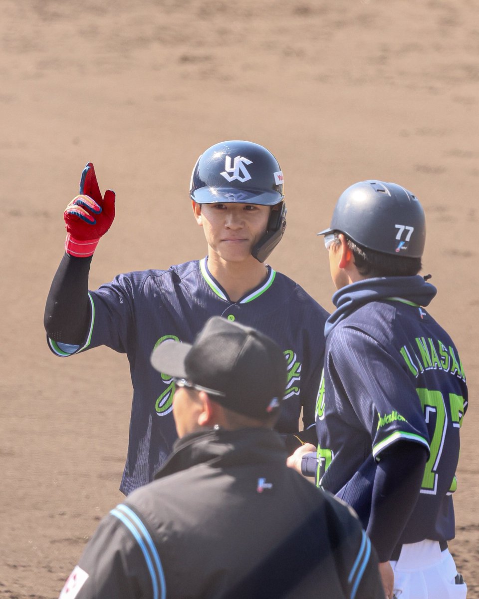 復帰後初ヒット🙌

📸2026.3.21  鎌ヶ谷

#内山壮真 選手