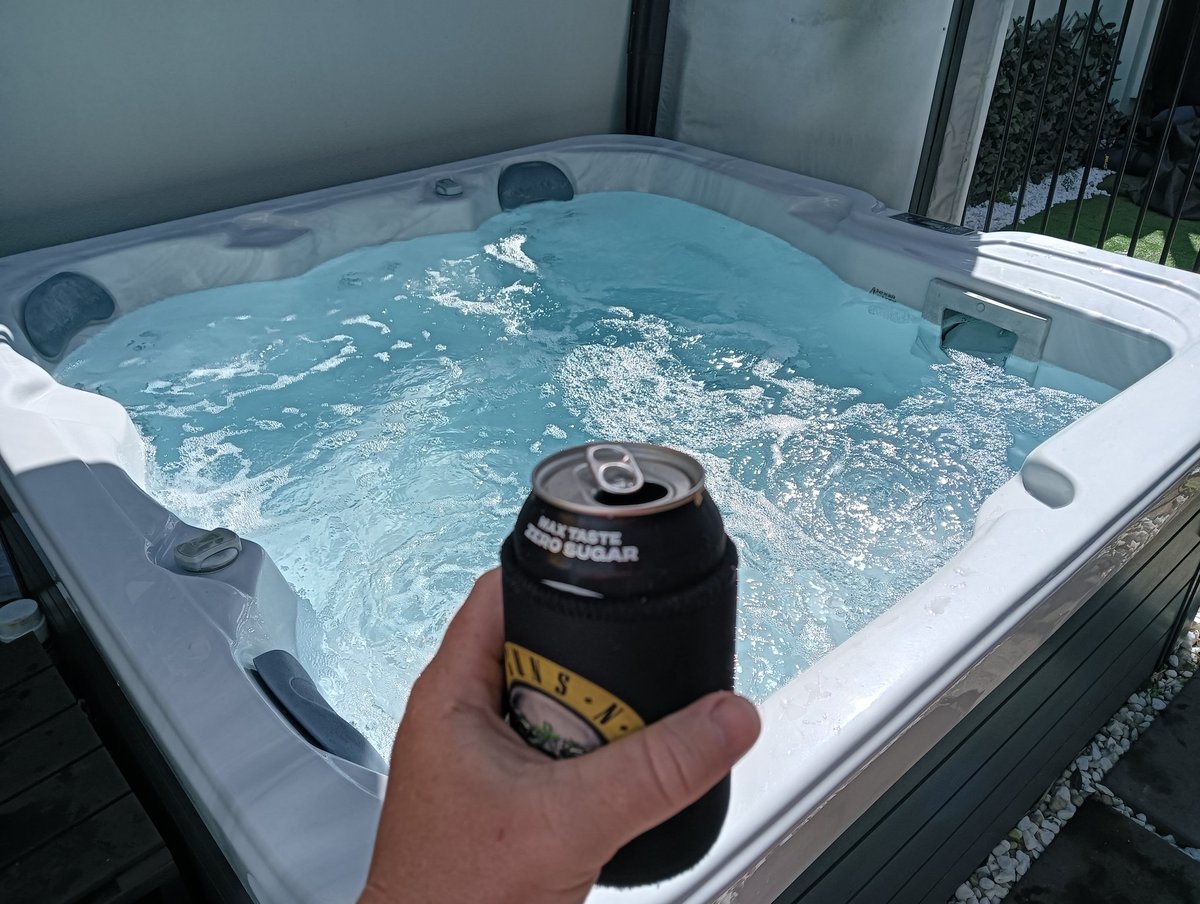 Normal_Andy tweet media