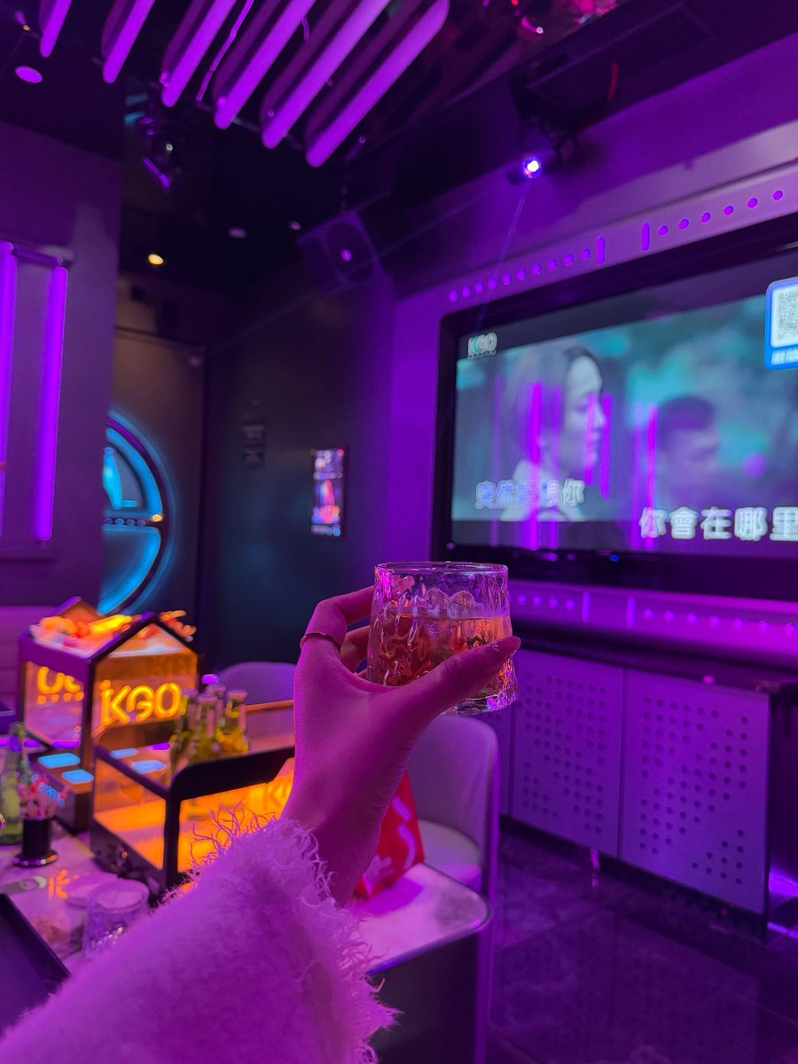 stephanie conte tweet media