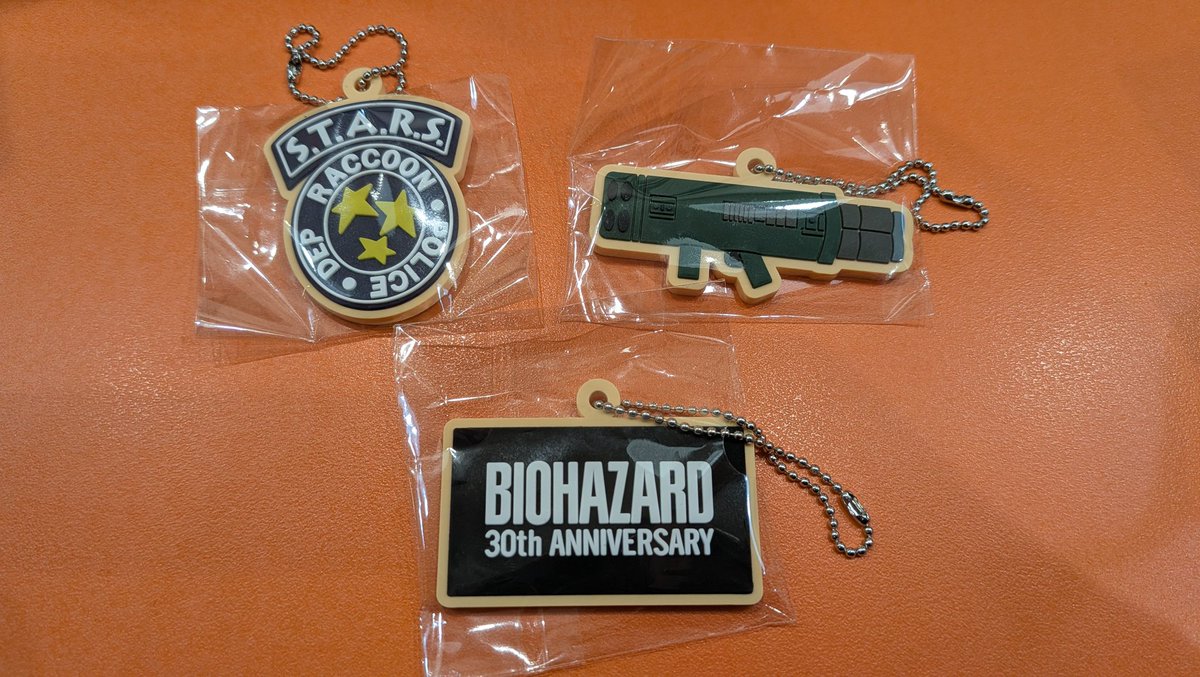 コバレ子＠レイヤーモデラー tweet media