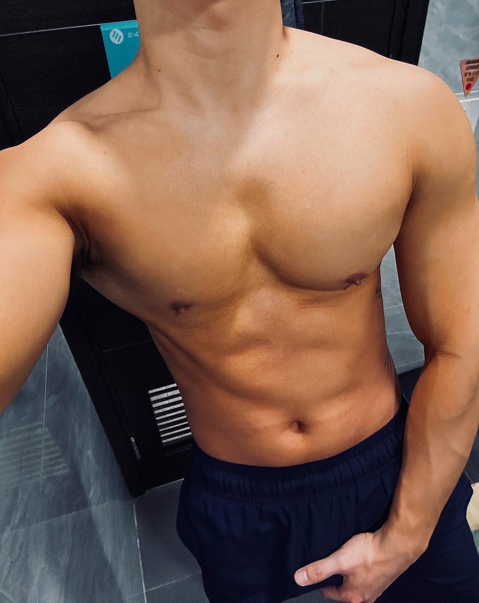 EMPTY HANDS tweet media