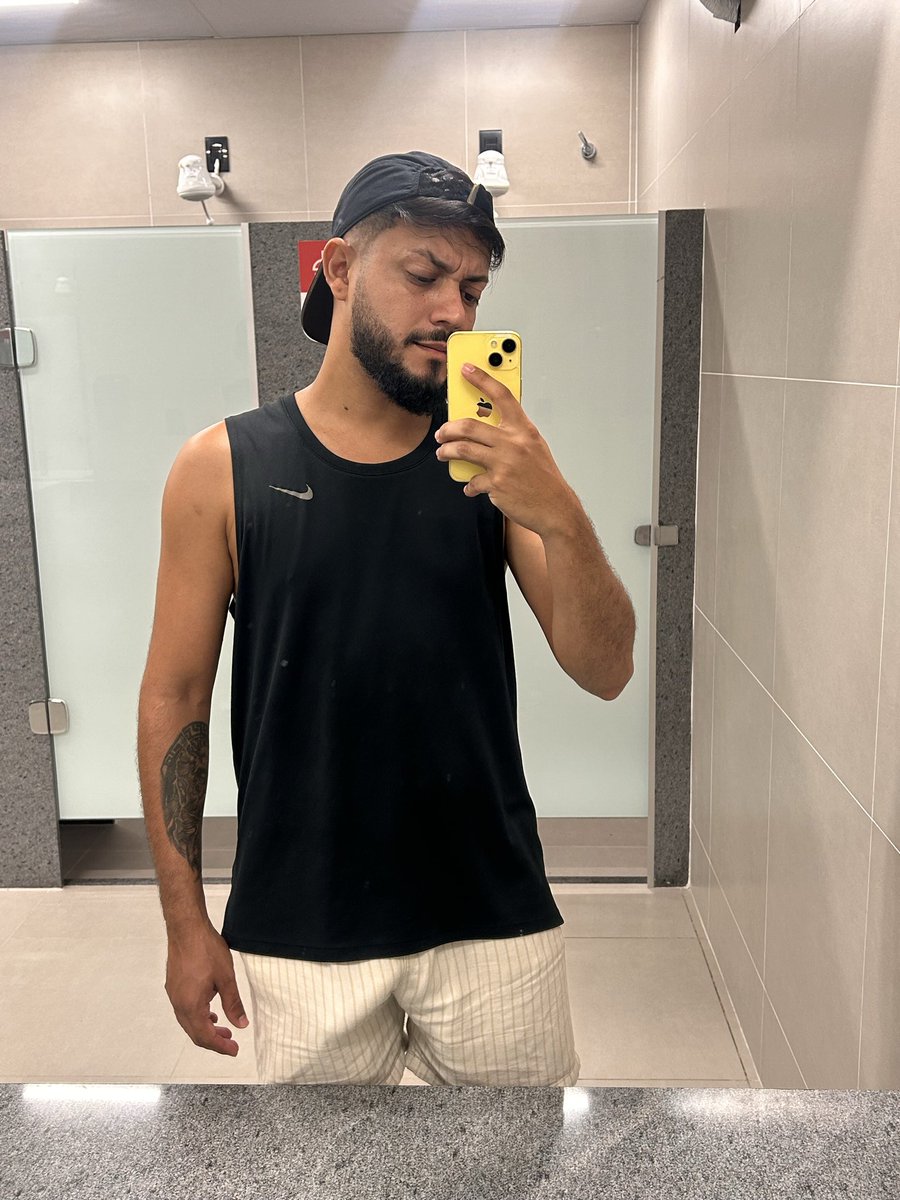jeeffrodrigo's tweet photo. Pós treino de respeito 🥵 https://t.co/wSdkDRFXrU