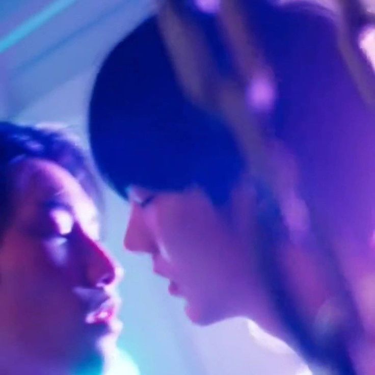 𝚛𝚘𝚢` tweet media