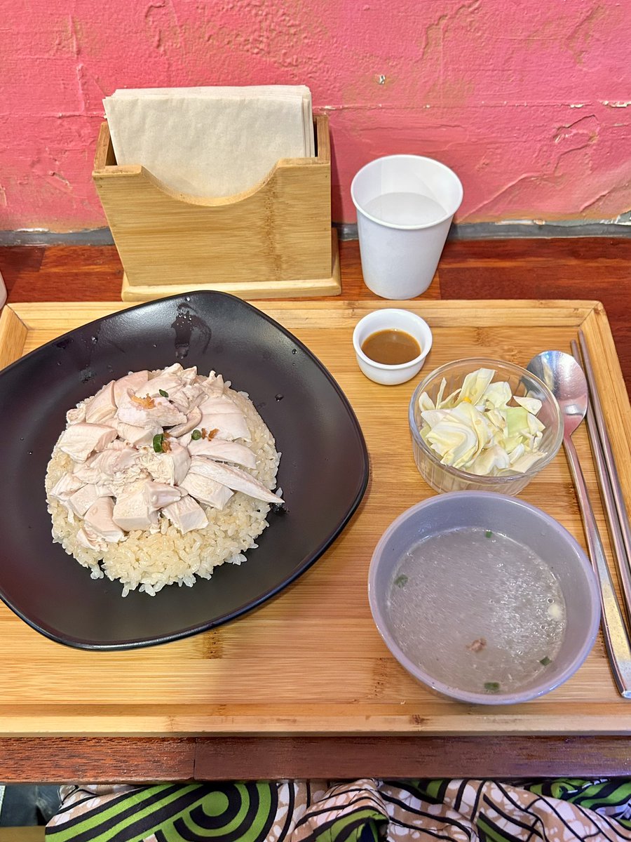 pourquoi? tweet media