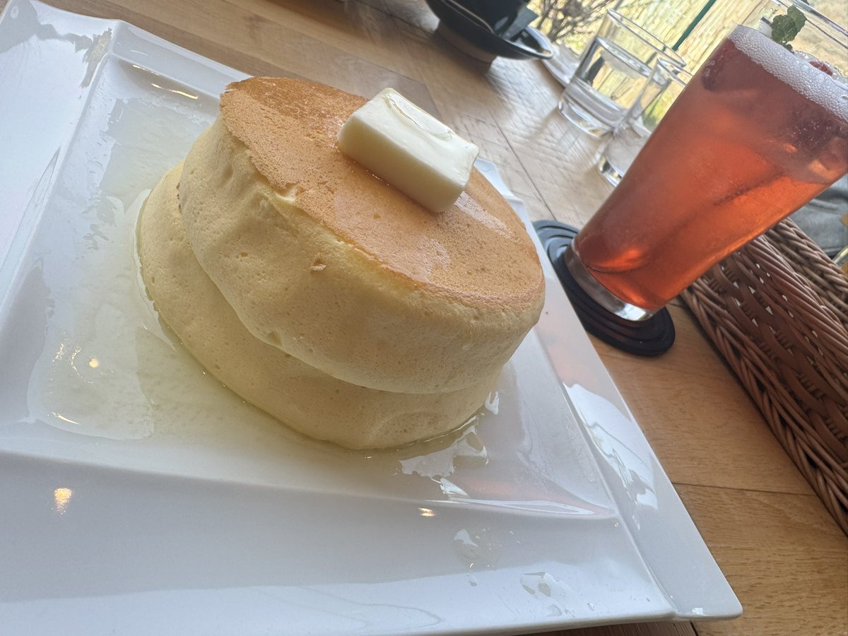 mkdx7's tweet photo. せっかくなので大江の里のパンケーキも食べる、１時間半待ち https://t.co/pxvcNhlwGt