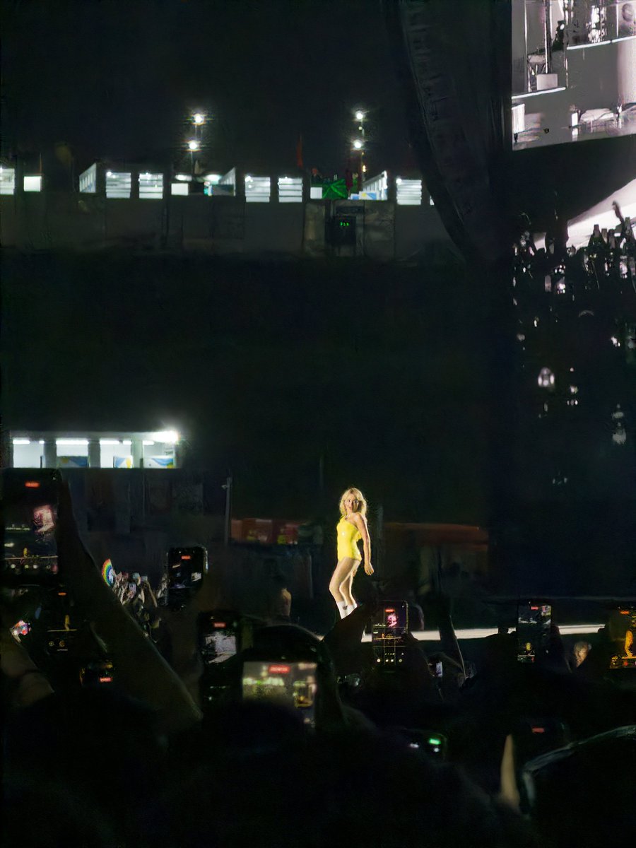 kath 🌸 tweet media