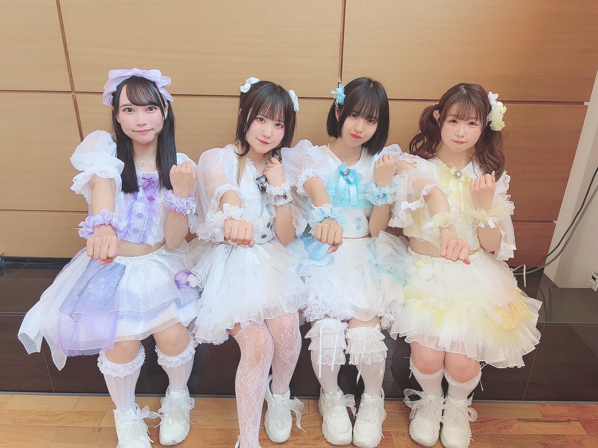Angelic_Sugar_'s tweet photo. 「押忍フェス in つま恋〜マッハ押忍押忍〜」
1部、ありがとうございました。
2部はガーデンスタジオにて出演します🪽🫧 https://t.co/8RPzrXEQhX