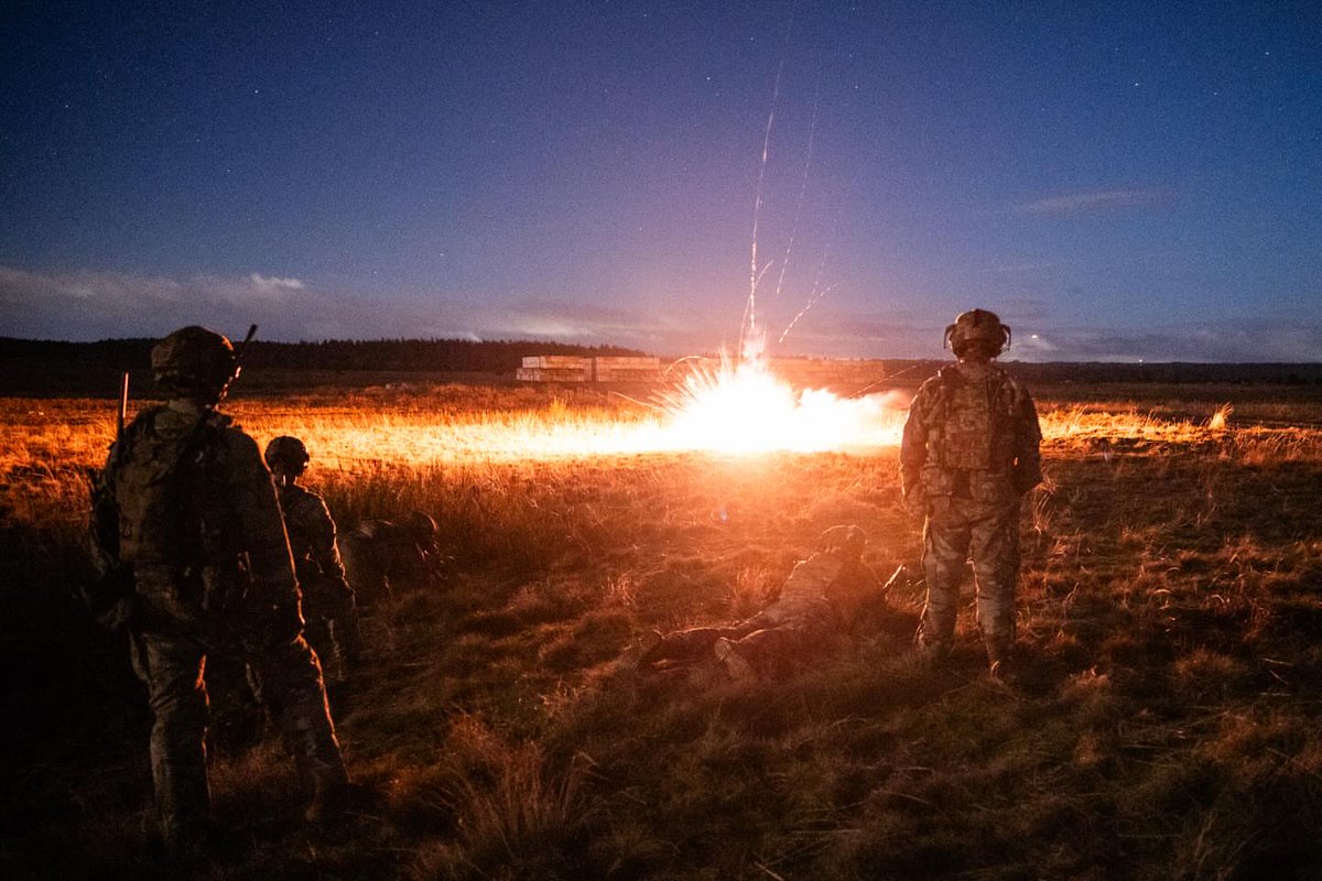 U.S. Army tweet media