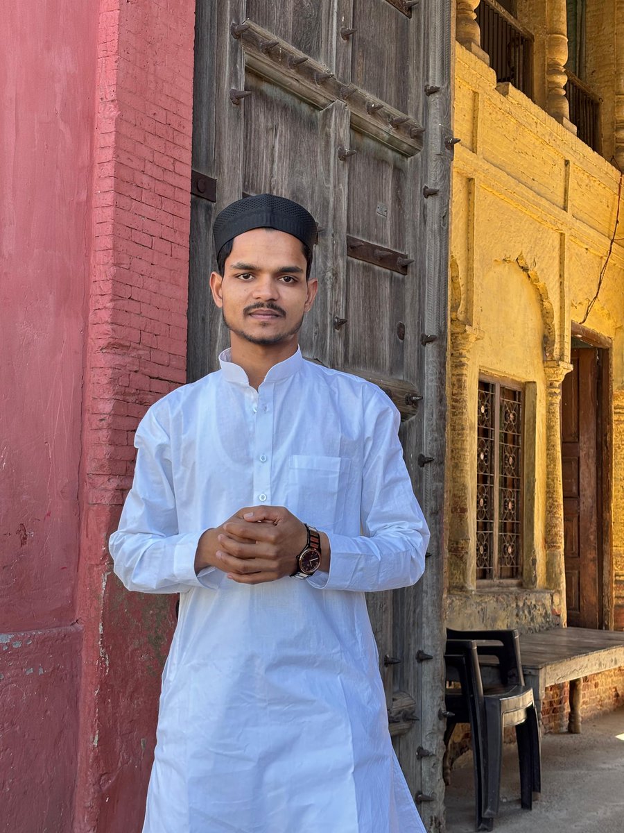 alithakur987's tweet photo. عید مبارک 🌙
Eid Mubarak ❤ https://t.co/9FK2Dezjoo