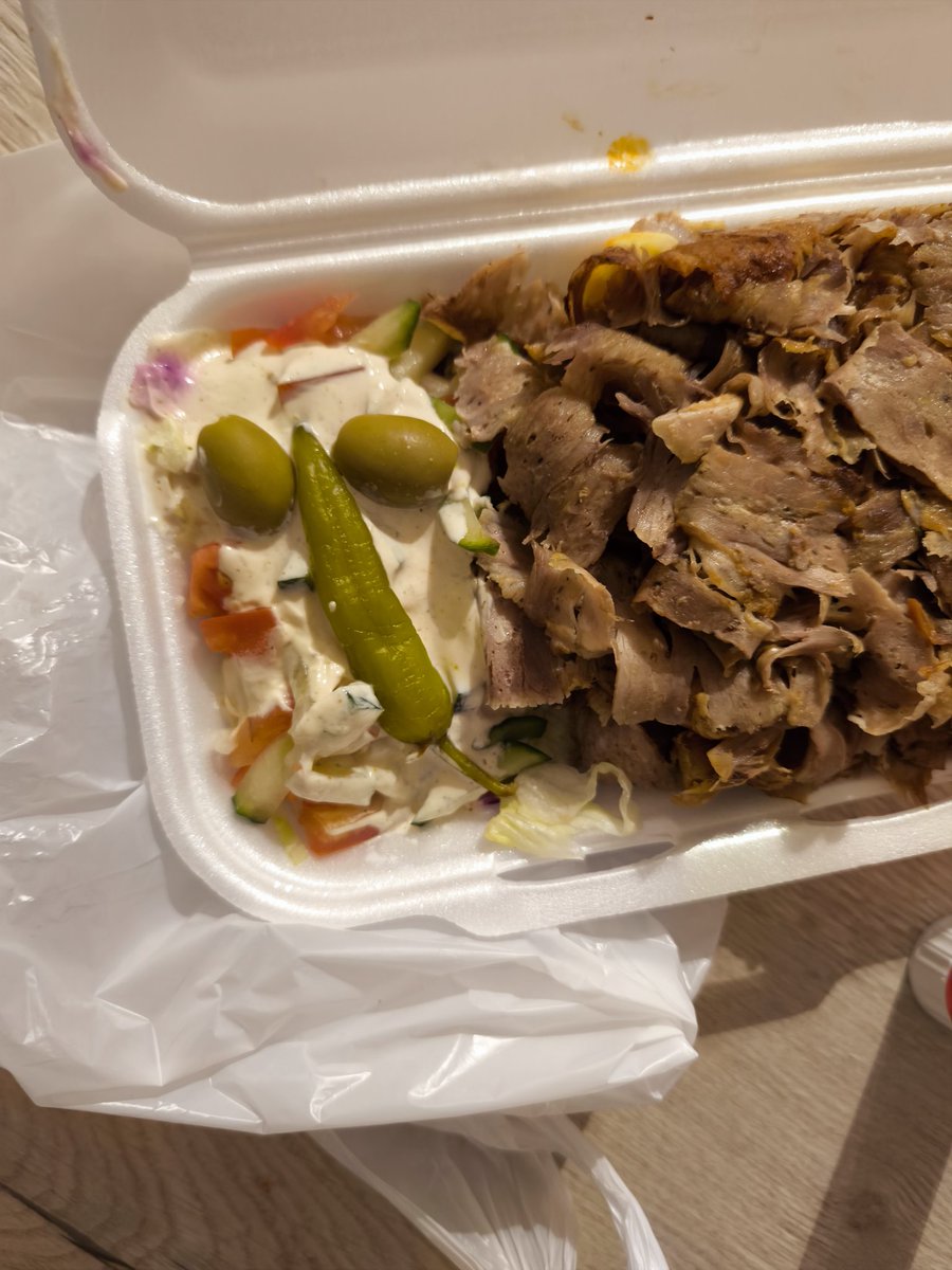 Хранителька місячної брами tweet media