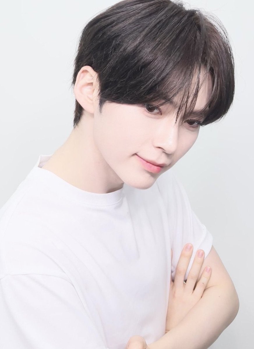 성한빈 얼굴 tweet media