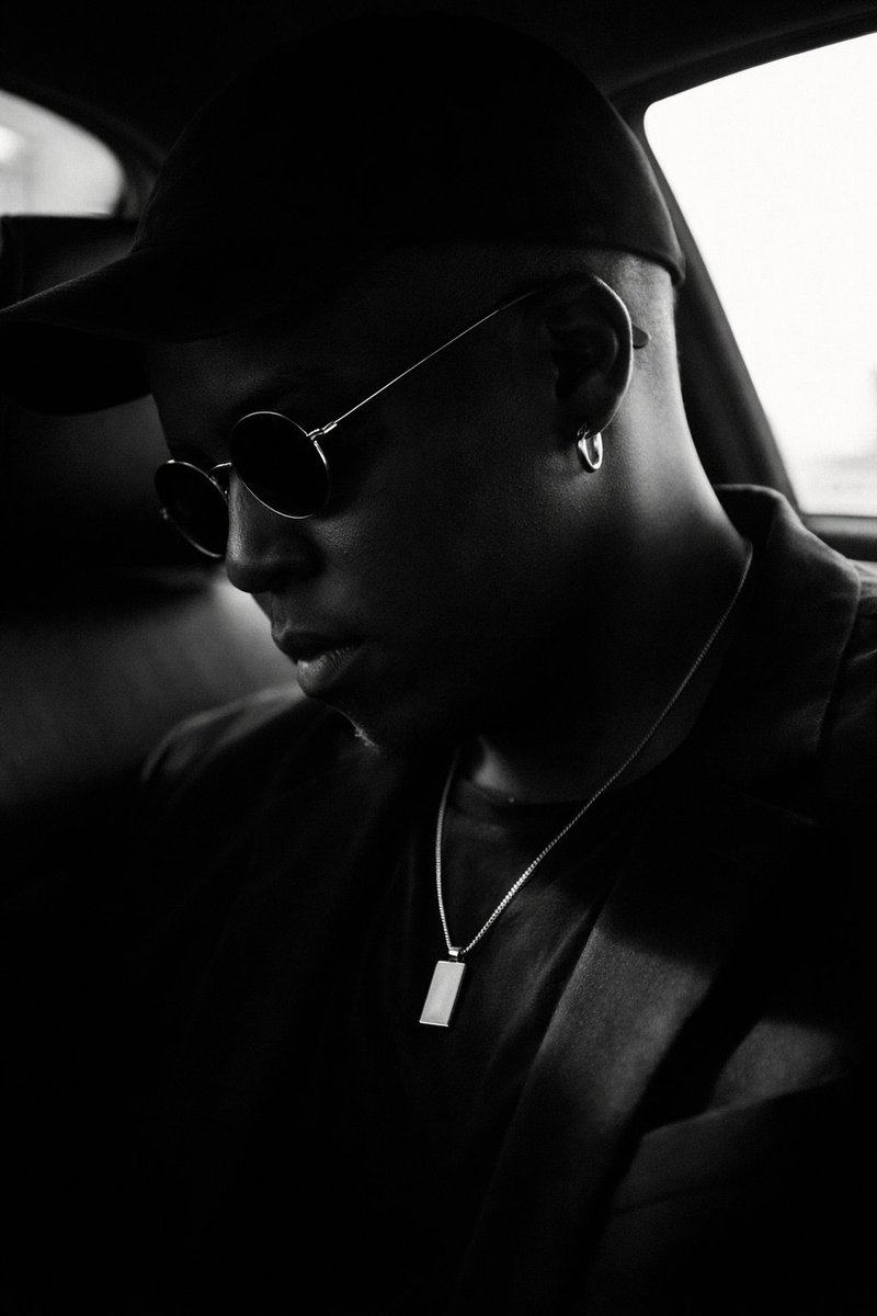 David_Sikhosana's tweet image. Sometimes love don't die, it just changes form #DifferentRoads on DSPs 

Forgotten Faces Out Now! You can stream the album here open.spotify.com/album/0nqVJ68T…  #DavidSikhosana #ForgottenFaces #TraderGang 👑