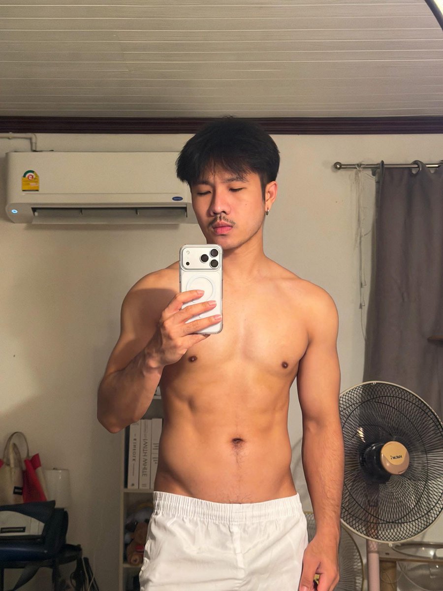 🕷️ponStatic . ⚡️ tweet media