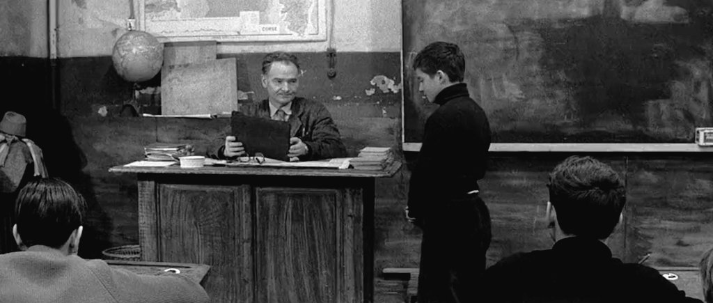 The projectionist woman tweet media