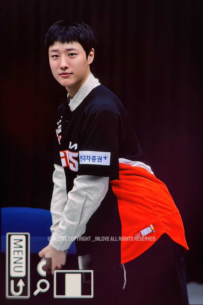 ɪɴ ʟᴏᴠᴇ tweet media