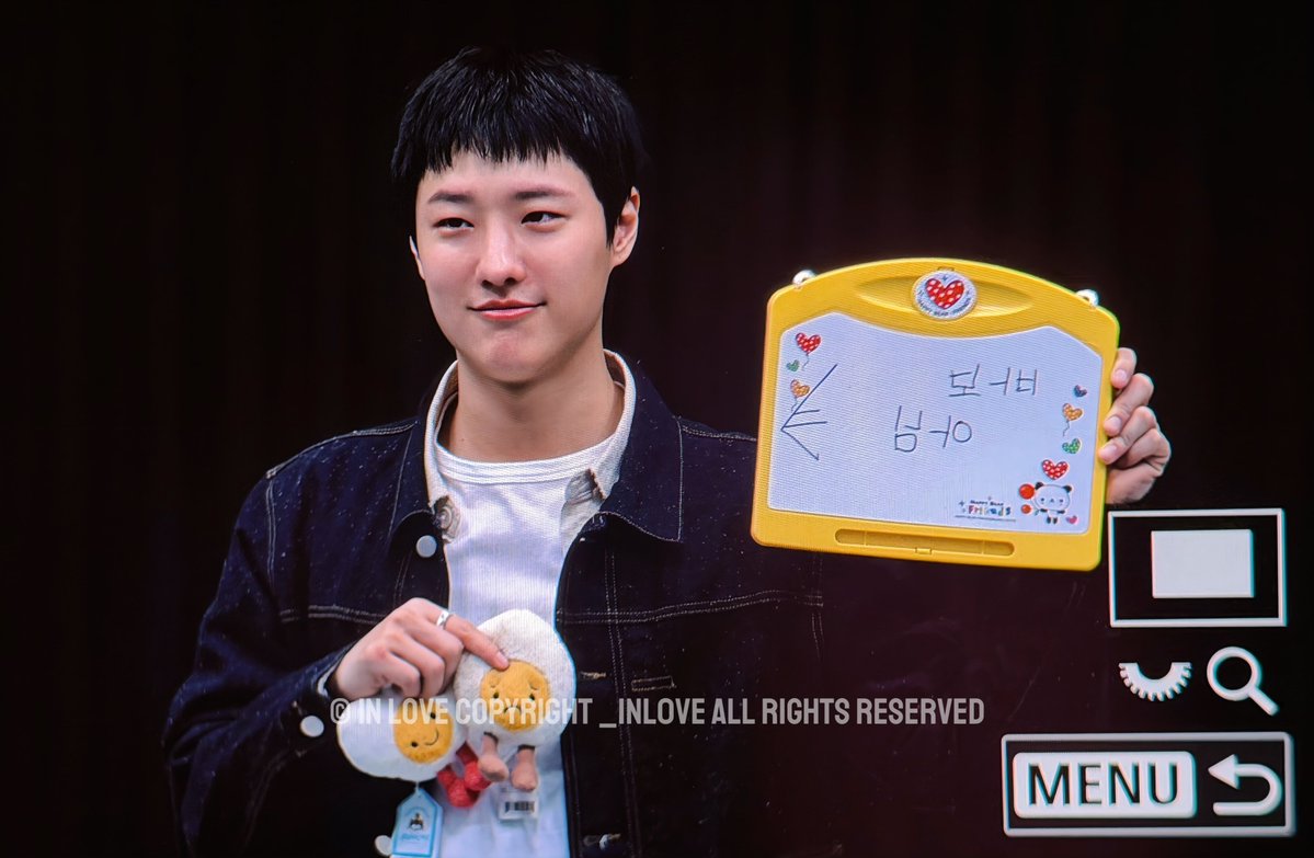 ɪɴ ʟᴏᴠᴇ tweet media