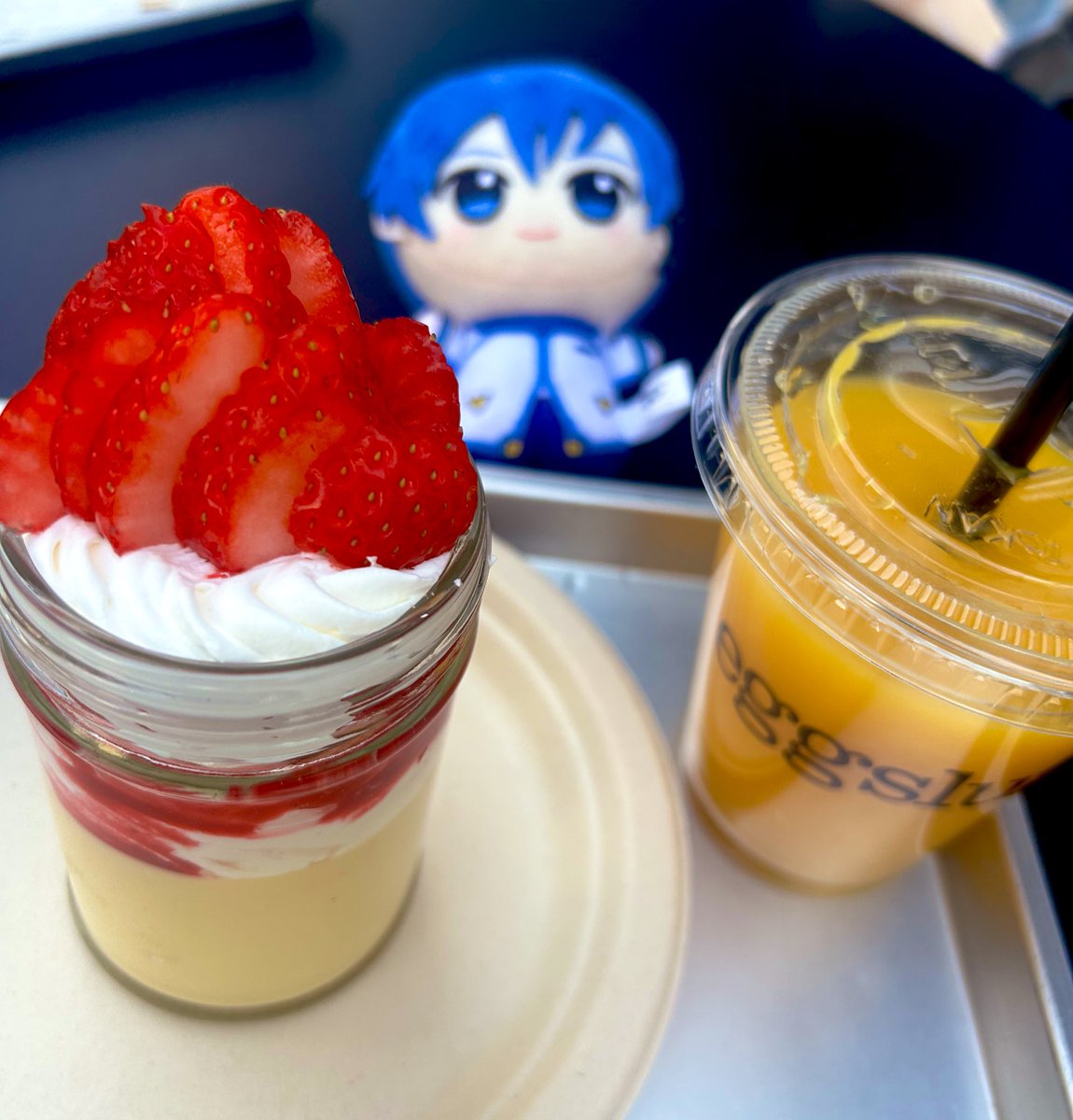 れもんさんと🌟箱ワークス行ってお茶してたんですけど、楽しかった！ロリィタ服も買えてよかったー！！